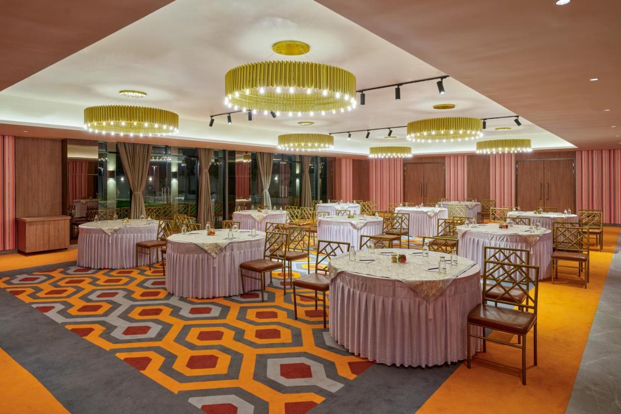 Zone By The Park Gopalpur Hotel Exterior photo